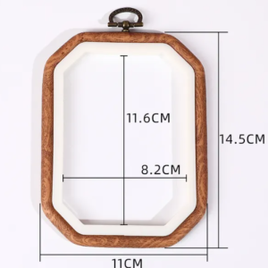 PLASTIKINIS STAČIAKAMPIS LANKELIS-RĖMELIS 13,5 * 9,5 CM